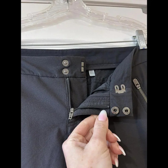 Athleta Wander Skinny Pant Ankle Zip Black 10 Utility Athleisure Gorpcore City - Picture 8 of 15